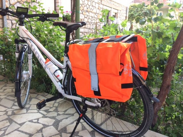 tn e bike met fietstas 2